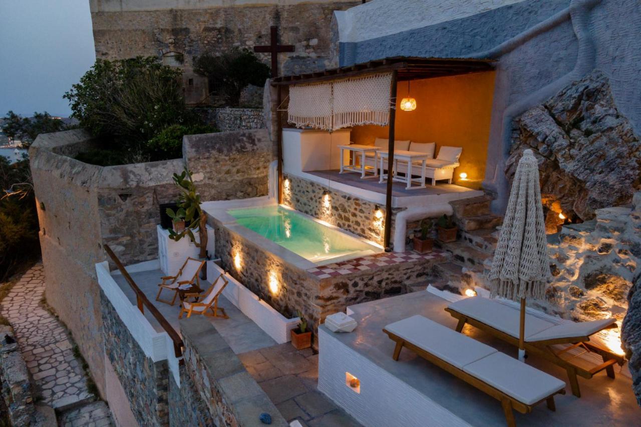 Wind Tales Hotel แอร์มูโปลี ภายนอก รูปภาพ
