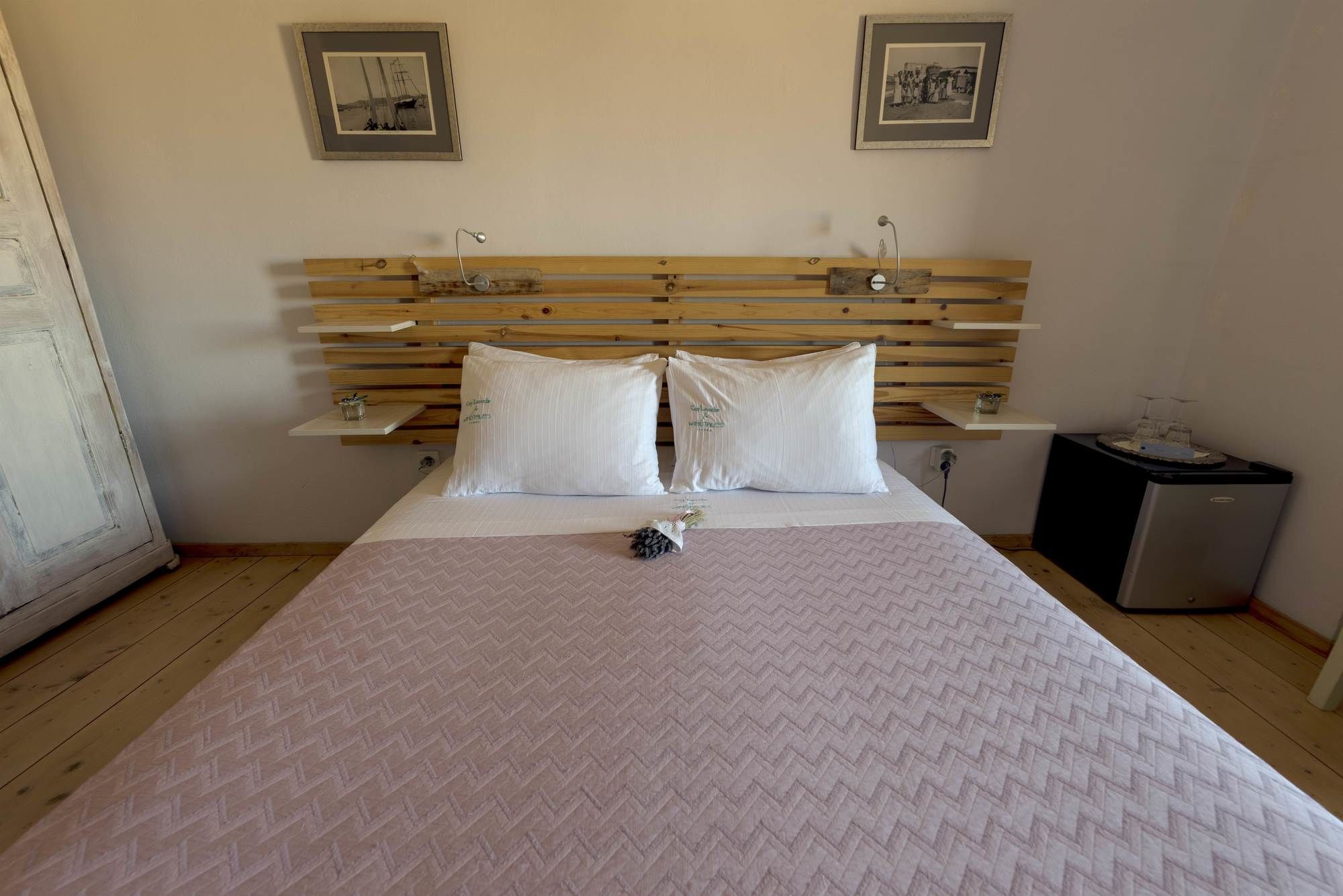 Wind Tales Hotel แอร์มูโปลี ภายนอก รูปภาพ